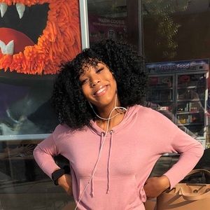 Meet your Posher, Brielle